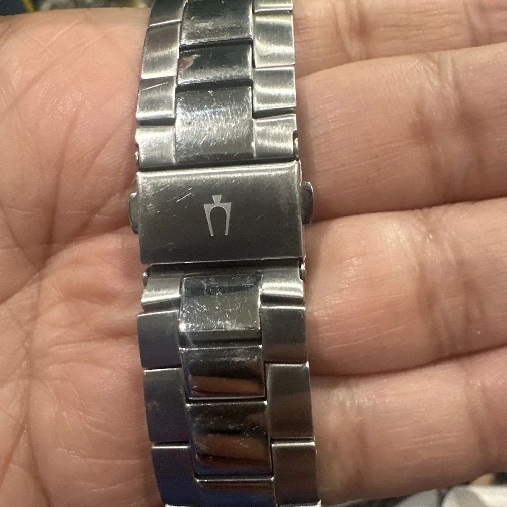 Working Bulova 96D125 Mens Watch Silver Rectangle Black Dial Quartz 31mm Fit 9in